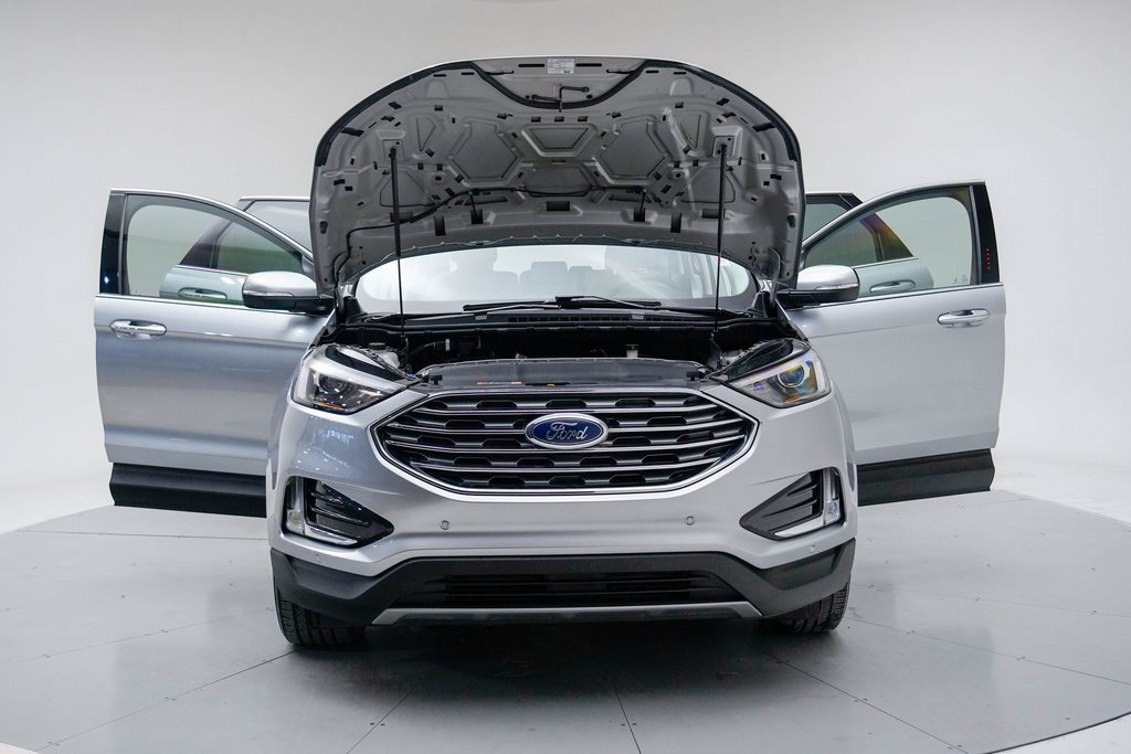 Used 2022 Ford Edge Titanium image 16