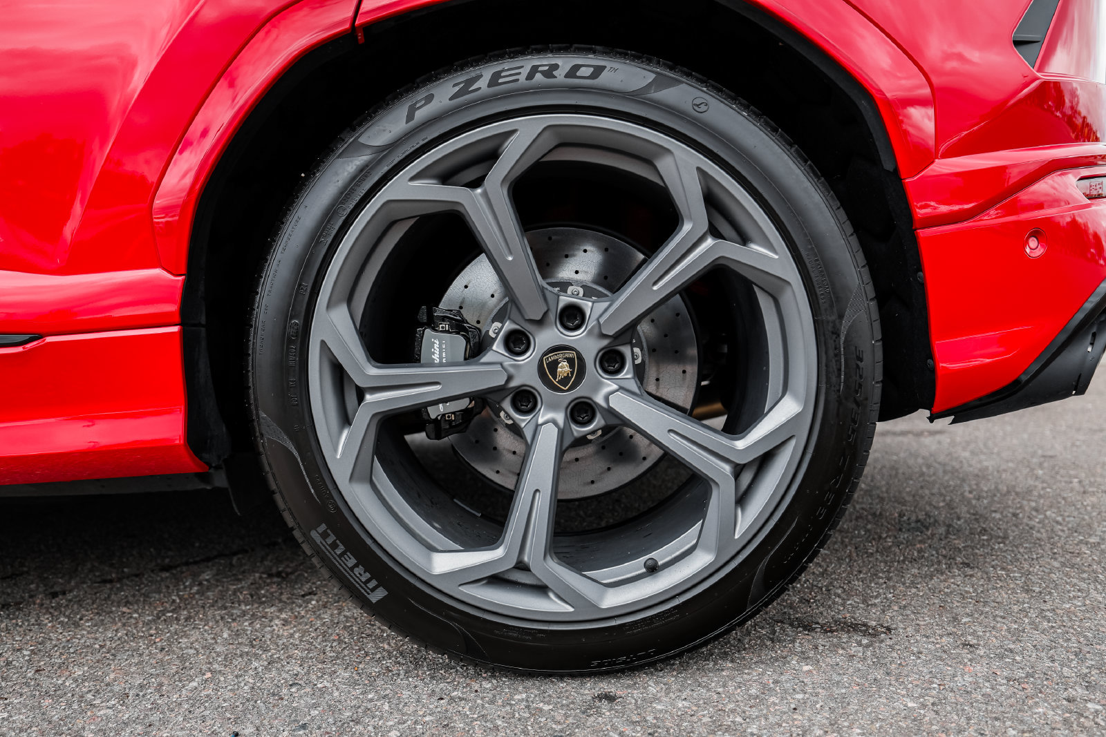 Used 2022 Lamborghini Urus AWD/4WD image 7