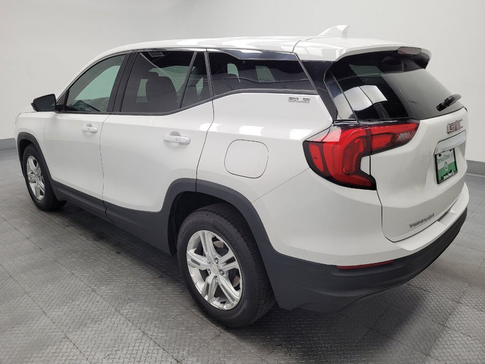 Used 2020 GMC Terrain SLE w/ LPO, Floor Liner Package FWD image 3