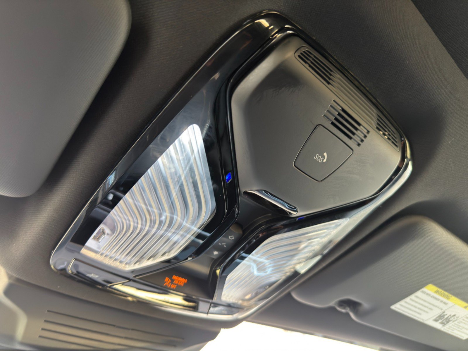 Used 2024 BMW X5 M60i AWD/4WD image 40