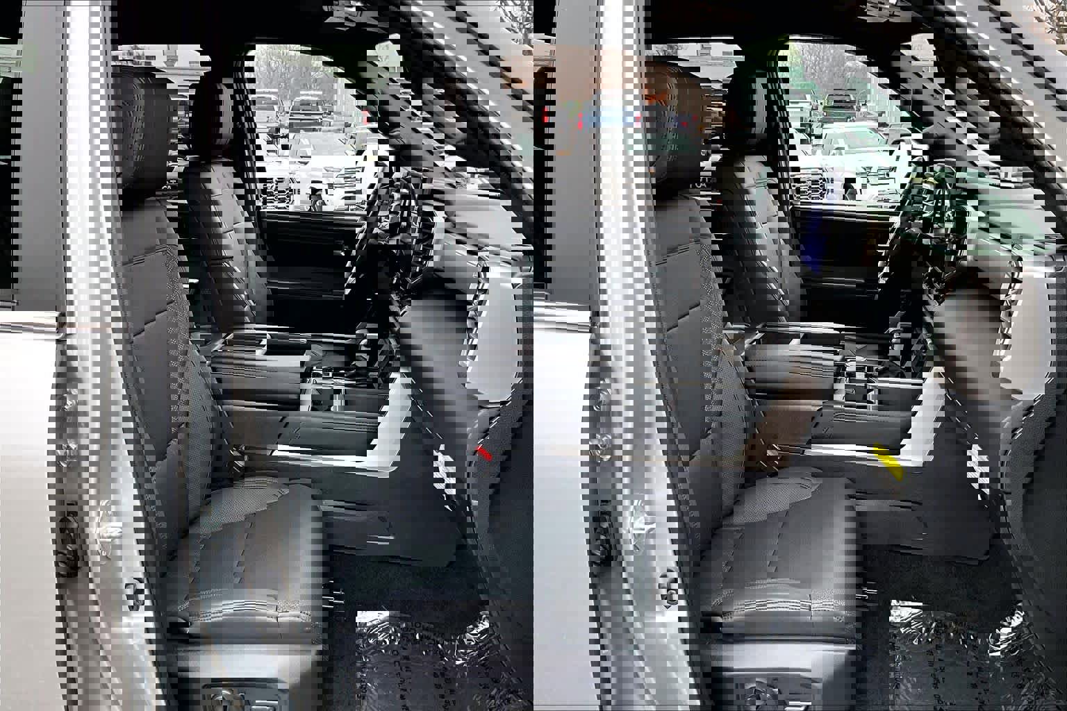 Used 2025 Toyota Tundra Limited image 9