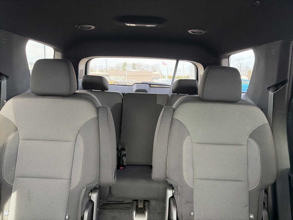 Used 2023 Chevrolet Traverse LT FWD image 10