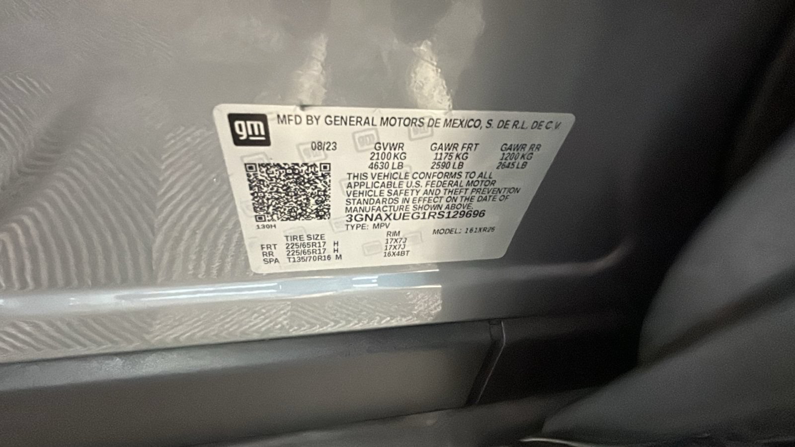 Used 2024 Chevrolet Equinox LT w/ LPO, Floor Liner Package AWD/4WD image 11