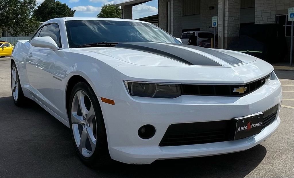 Used 2015 Chevrolet Camaro LT w/ RS Package RWD image 3