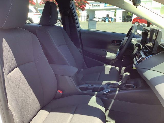 Used 2023 Toyota Corolla LE image 36