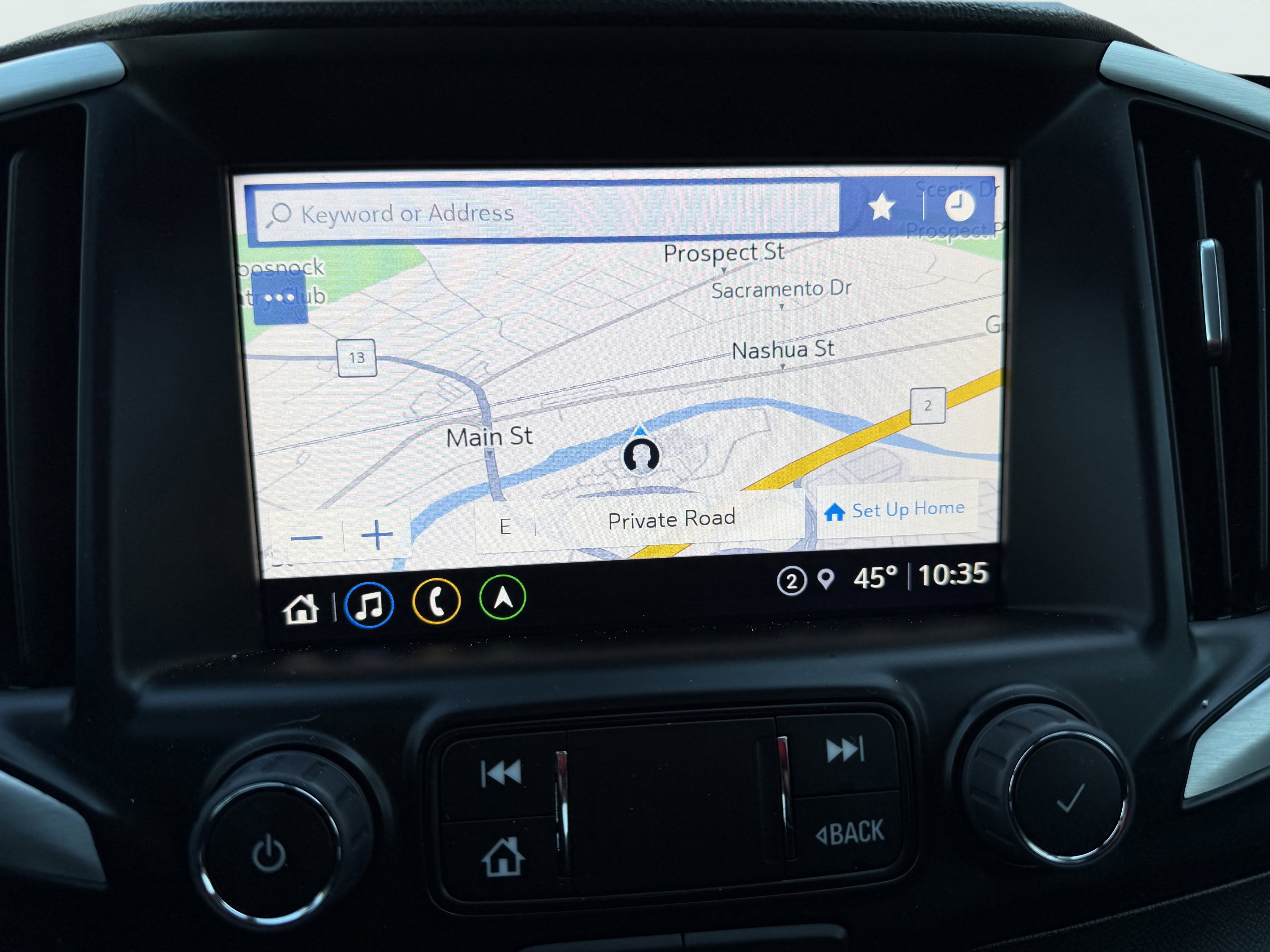 Used 2023 GMC Terrain SLT w/ Infotainment Package II image 4