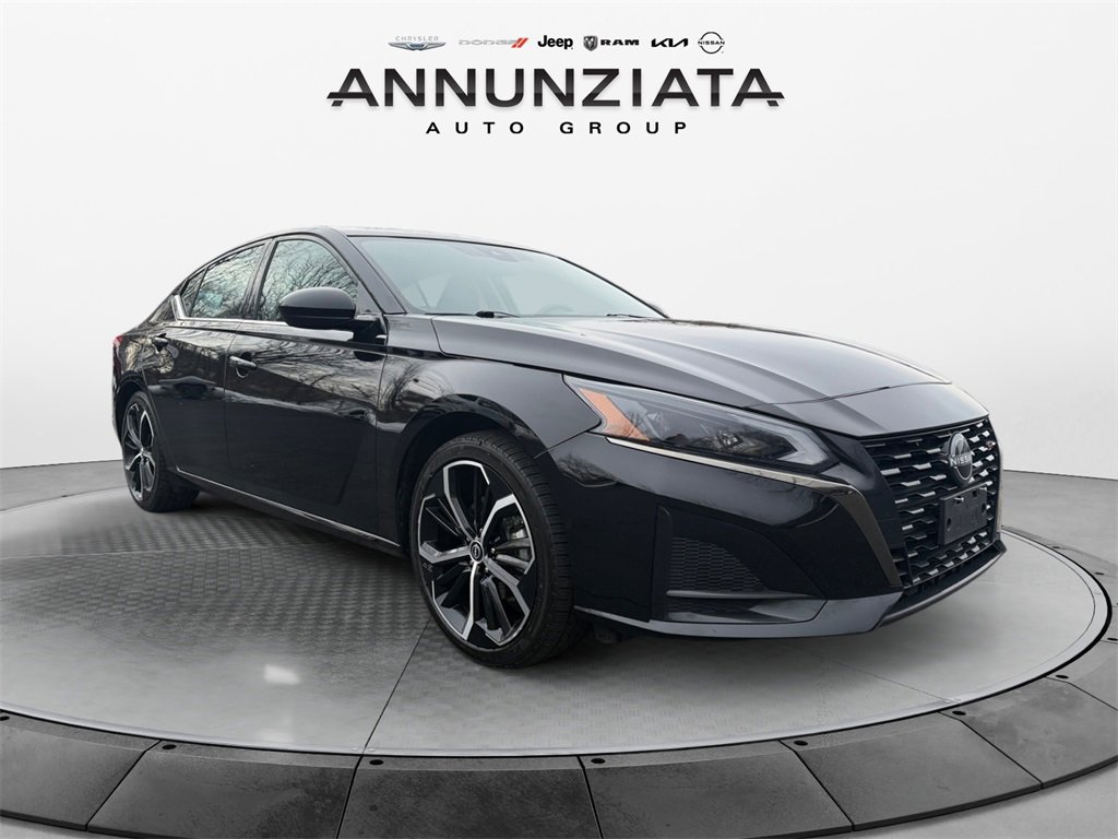 Used 2024 Nissan Altima 2.5 SR image 7