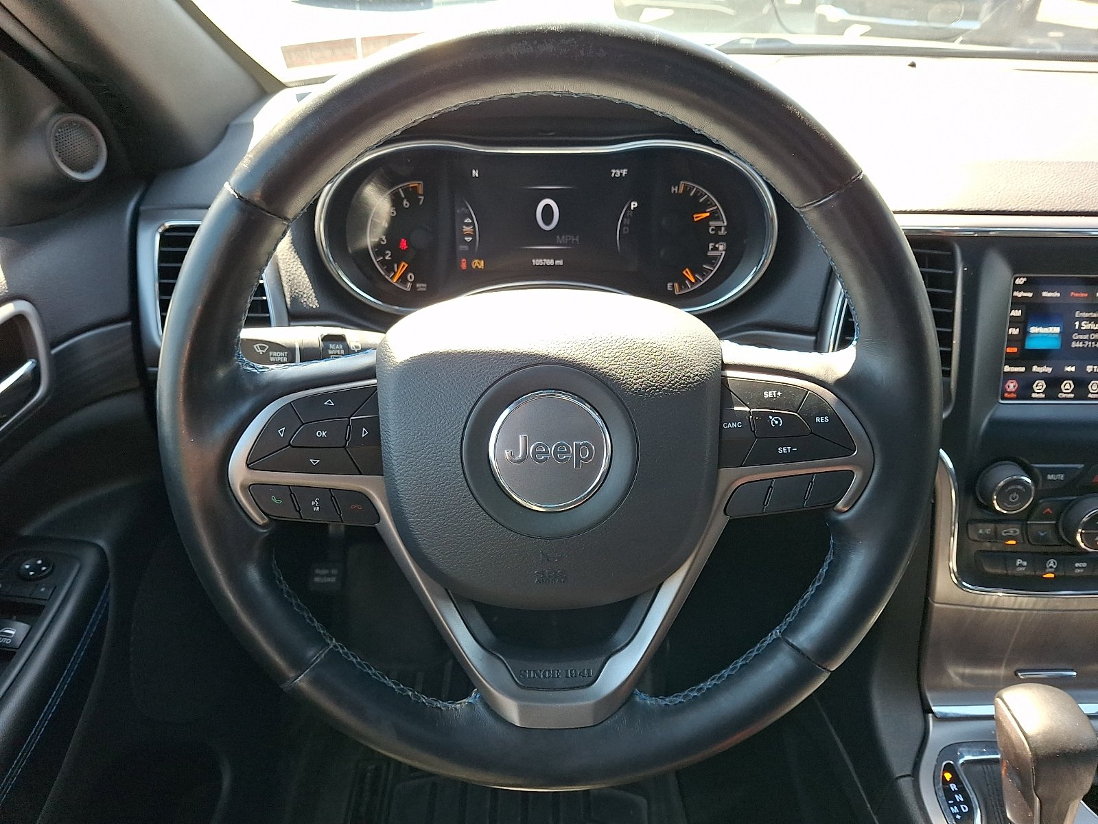 Used 2019 Jeep Grand Cherokee Laredo AWD/4WD image 21