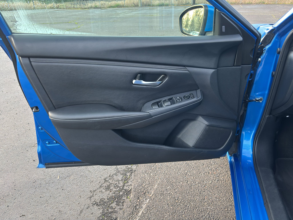 Used 2024 Nissan Sentra SV image 15