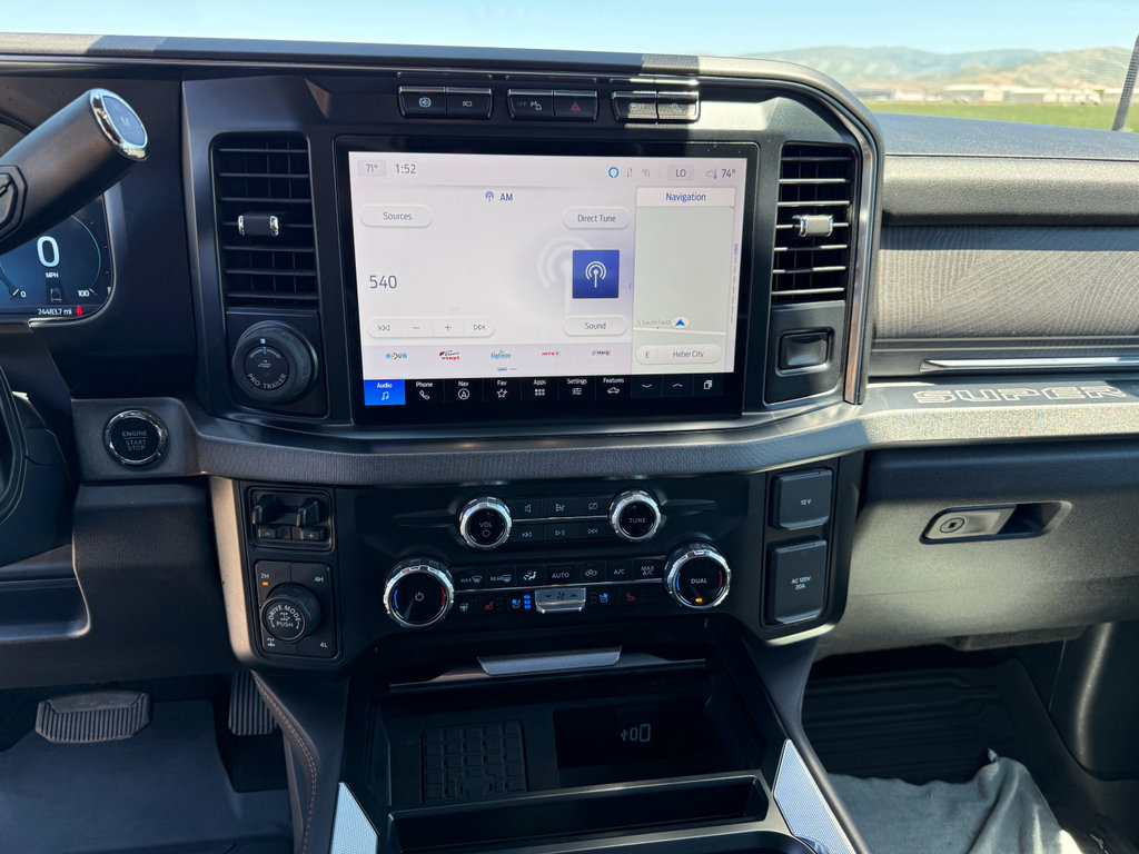 Used 2023 Ford F350 Platinum w/ Tremor Off-Road Package AWD/4WD image 23