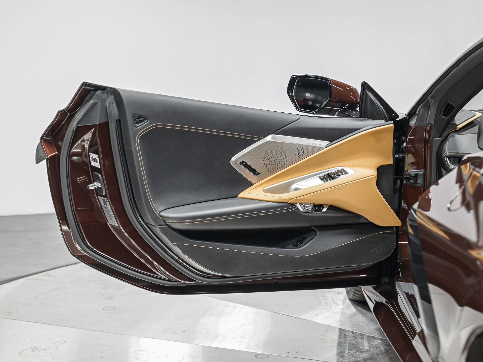 Used 2022 Chevrolet Corvette Stingray Preferred Cpe w/ Z51 Performance Package image 11