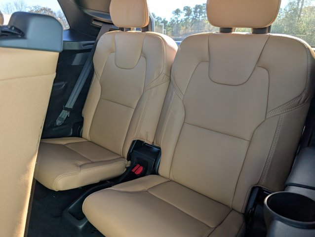 Used 2022 Volvo XC90 T6 Inscription w/ Advanced Package image 13