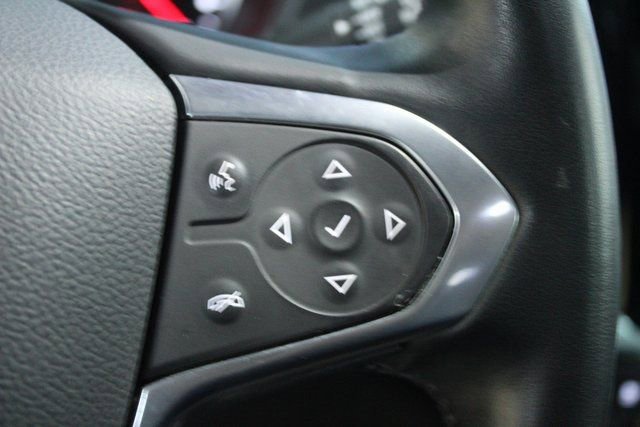 Used 2023 Chevrolet Traverse Premier image 17