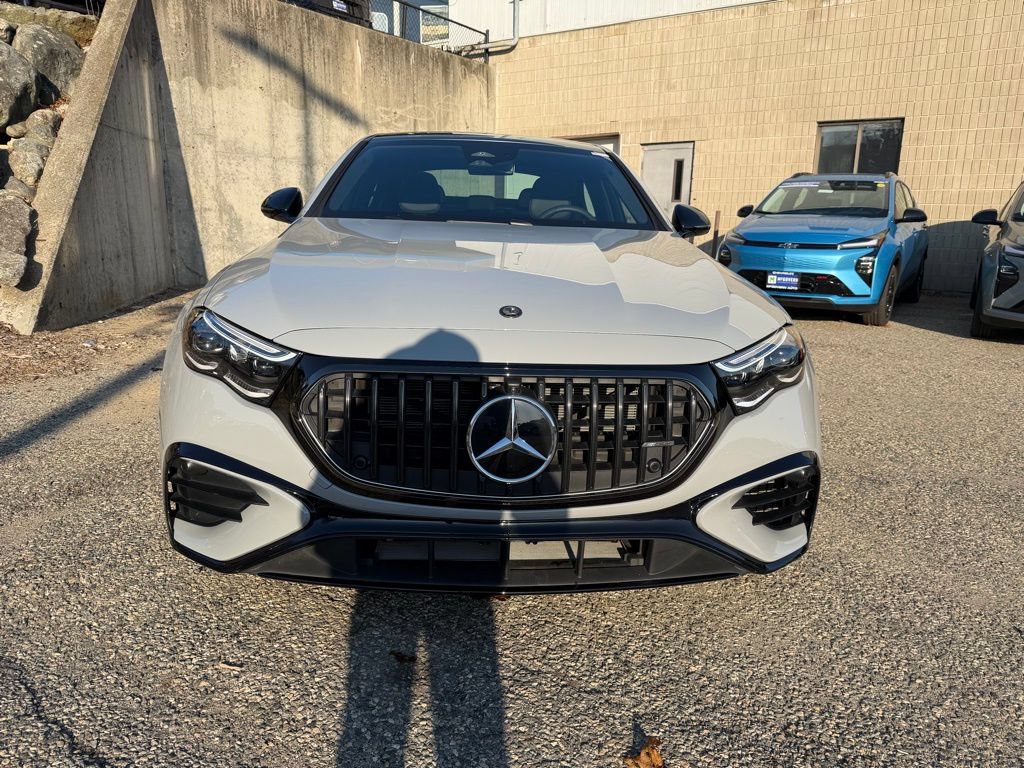Used 2026 Mercedes-Benz E 53 AMG e 4MATIC Sedan image 11