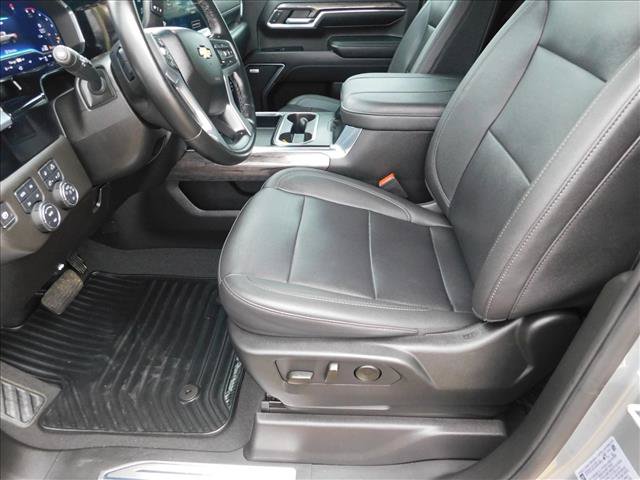 Used 2024 Chevrolet Silverado 2500 LTZ w/ LTZ Convenience Package AWD/4WD image 22