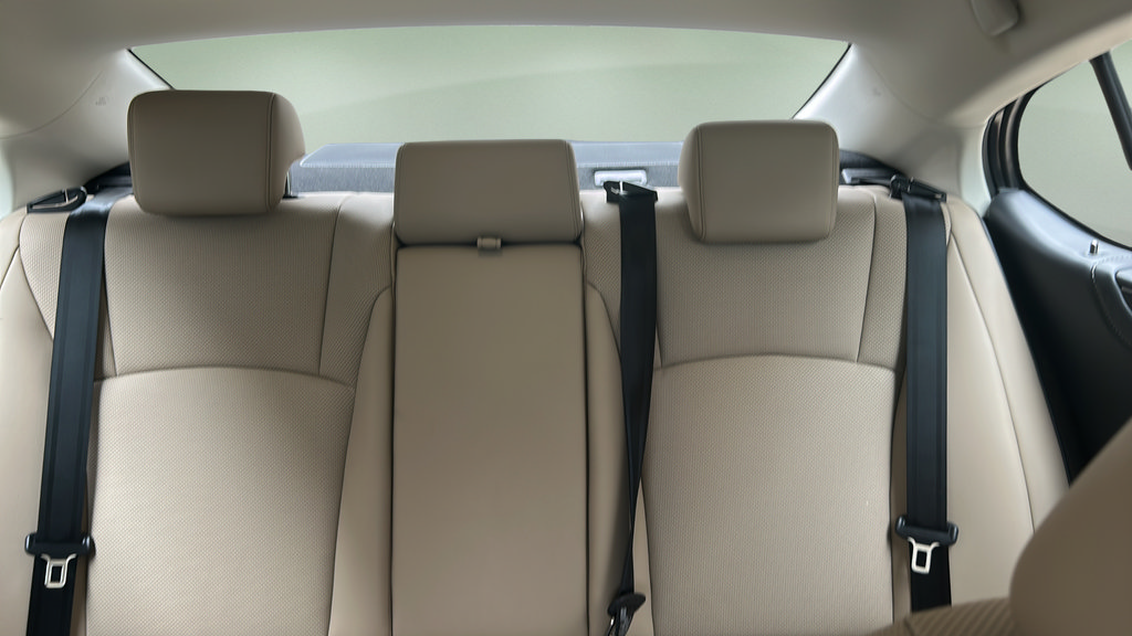 Used 2020 Lexus ES 350 w/ Premium Package FWD image 11