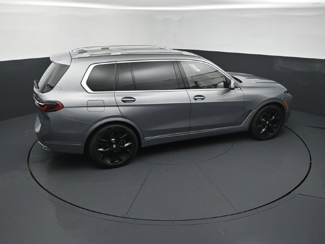 Used 2025 BMW X7 xDrive40i w/ Executive Package AWD/4WD image 18