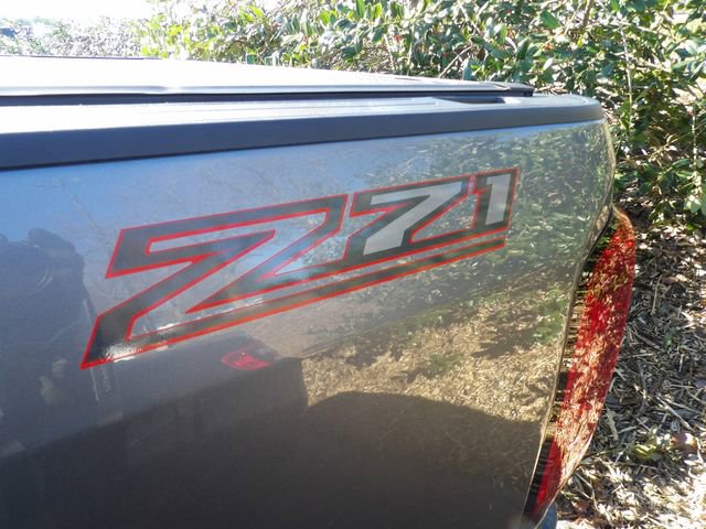 Used 2021 Chevrolet Colorado Z71 w/ Safety Package image 11