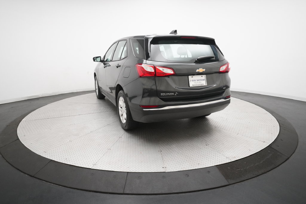 Used 2018 Chevrolet Equinox LS AWD/4WD image 31