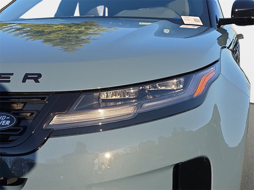 New 2026 Land Rover Range Rover Evoque S image 33
