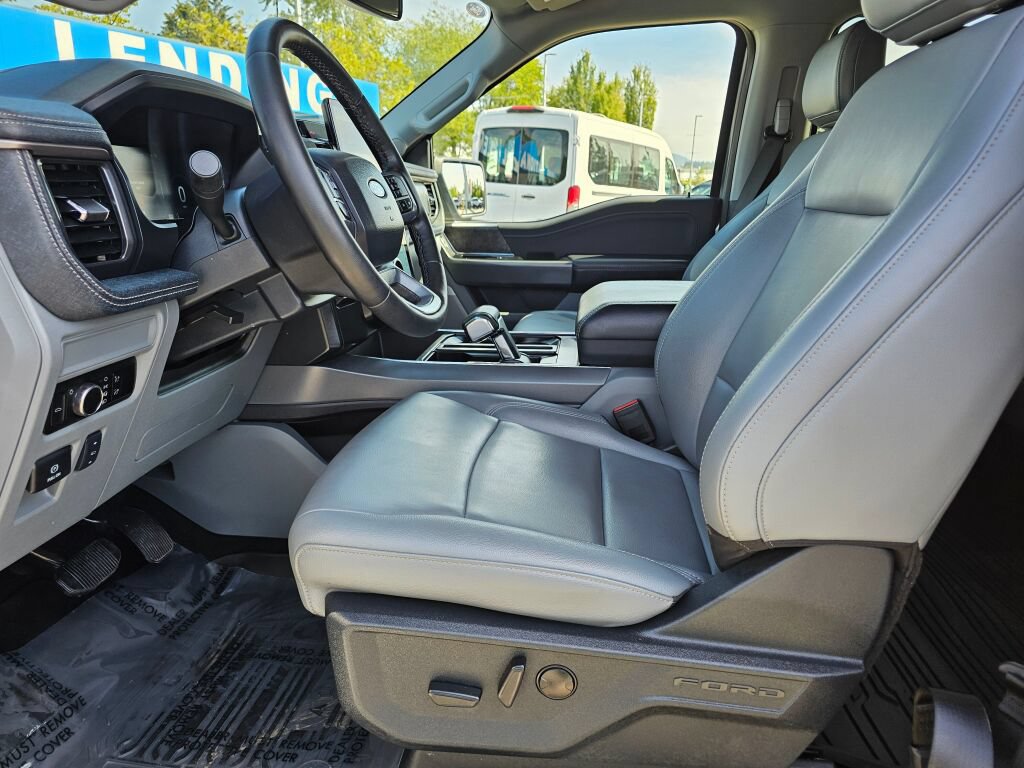 Used 2025 Ford F150 Lightning Flash AWD/4WD image 21