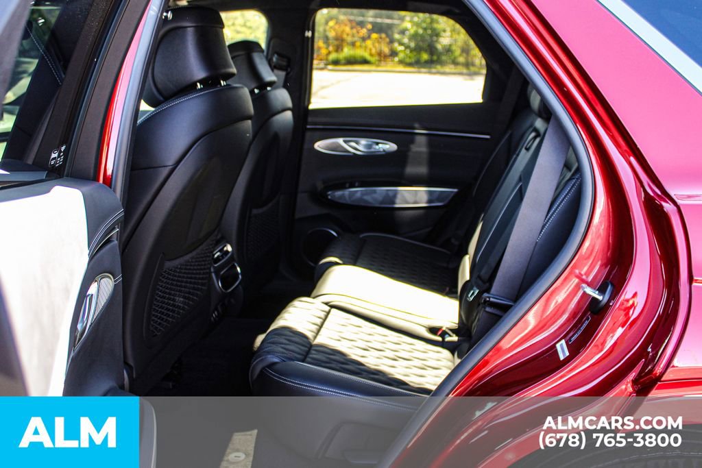 Used 2025 Genesis GV70 3.5T Sport w/ Sport Advanced Package image 13