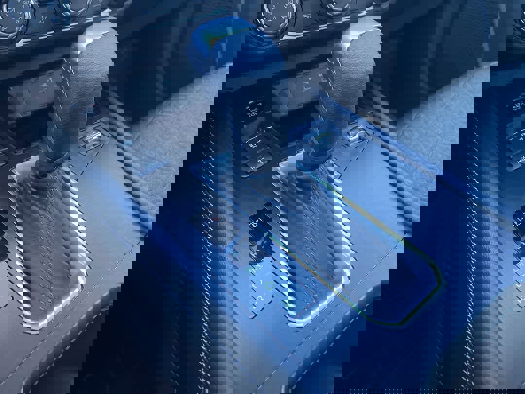 Used 2025 Nissan Kicks SV image 19