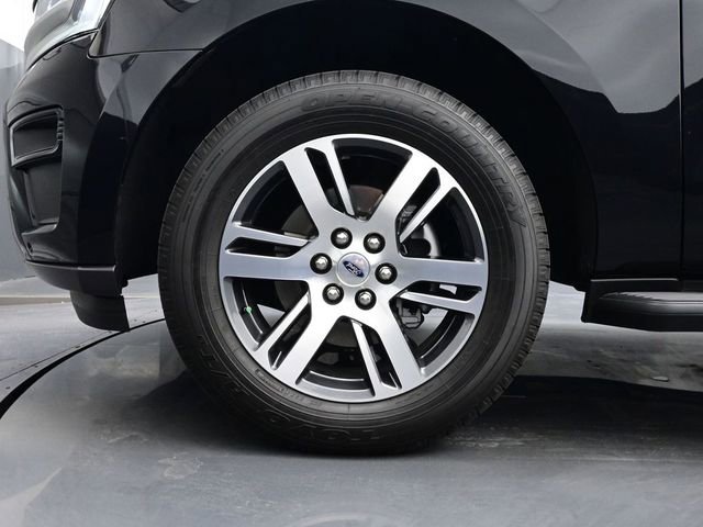 Used 2024 Ford Expedition Max XLT image 6
