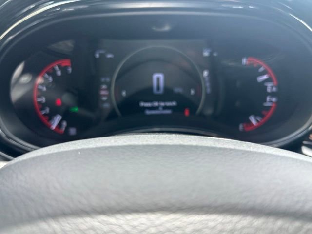 Used 2024 Dodge Durango GT RWD image 33