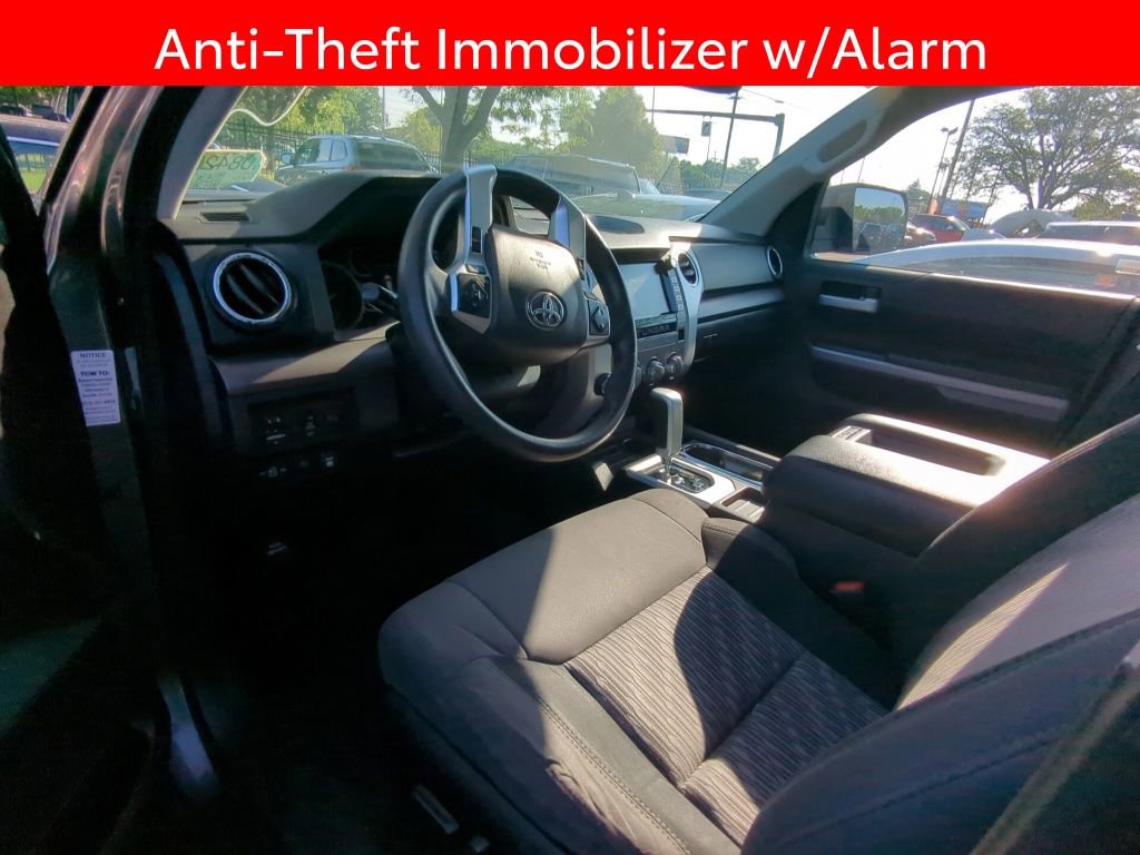 Used 2020 Toyota Tundra SR5 w/ SR5 Convenience Package AWD/4WD image 8