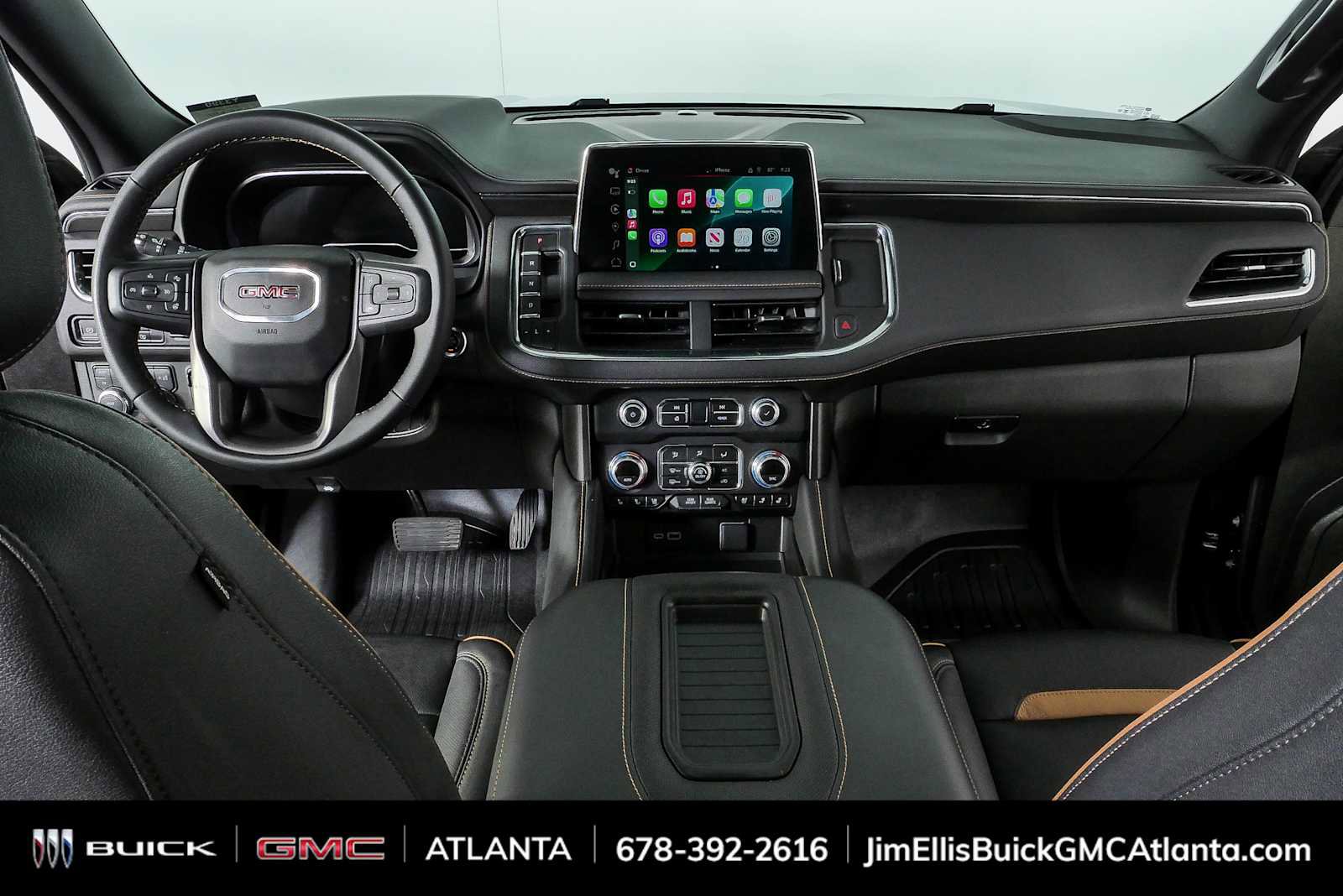 Used 2024 GMC Yukon AT4 w/ Technology Package AWD/4WD image 18
