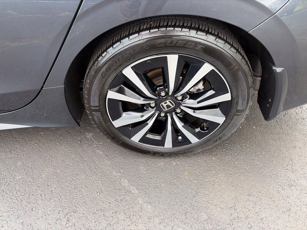 Used 2024 Honda Civic EX-L image 13
