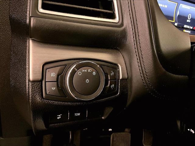 Used 2017 Ford Explorer Platinum AWD/4WD image 31