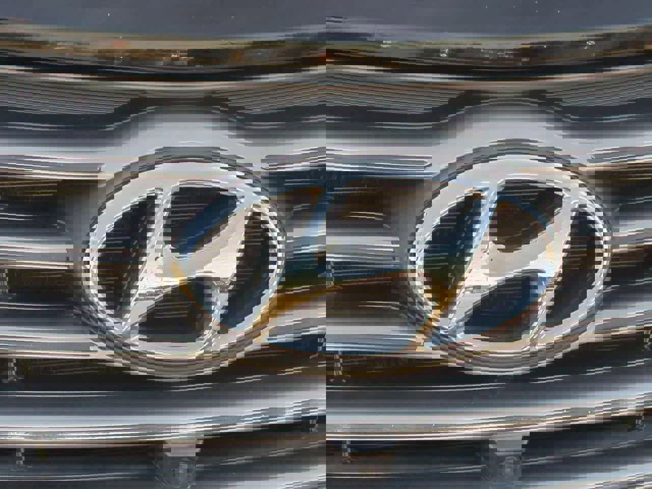 Used 2017 Hyundai Santa Fe Limited image 11