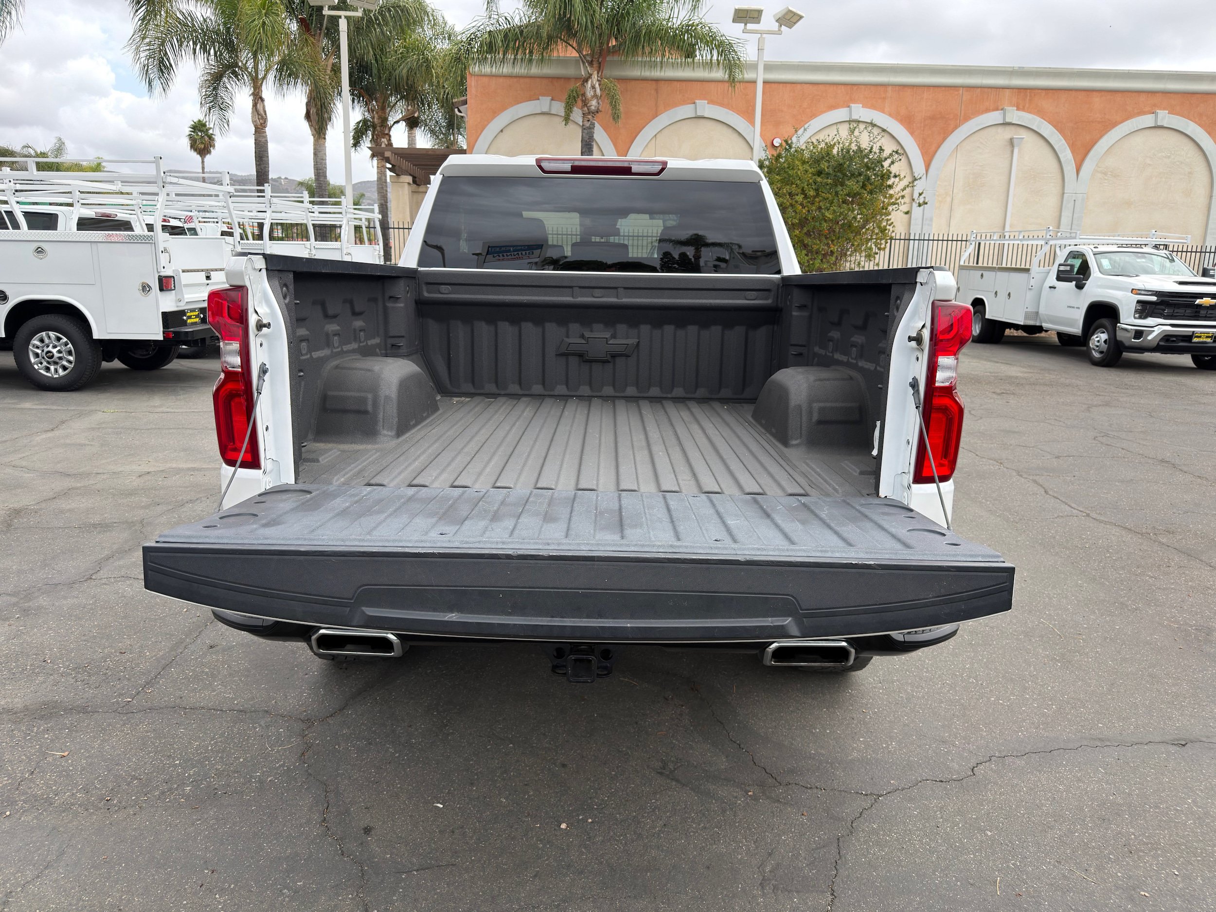 Used 2023 Chevrolet Silverado 1500 LT Trail Boss w/ Protection Package AWD/4WD image 17