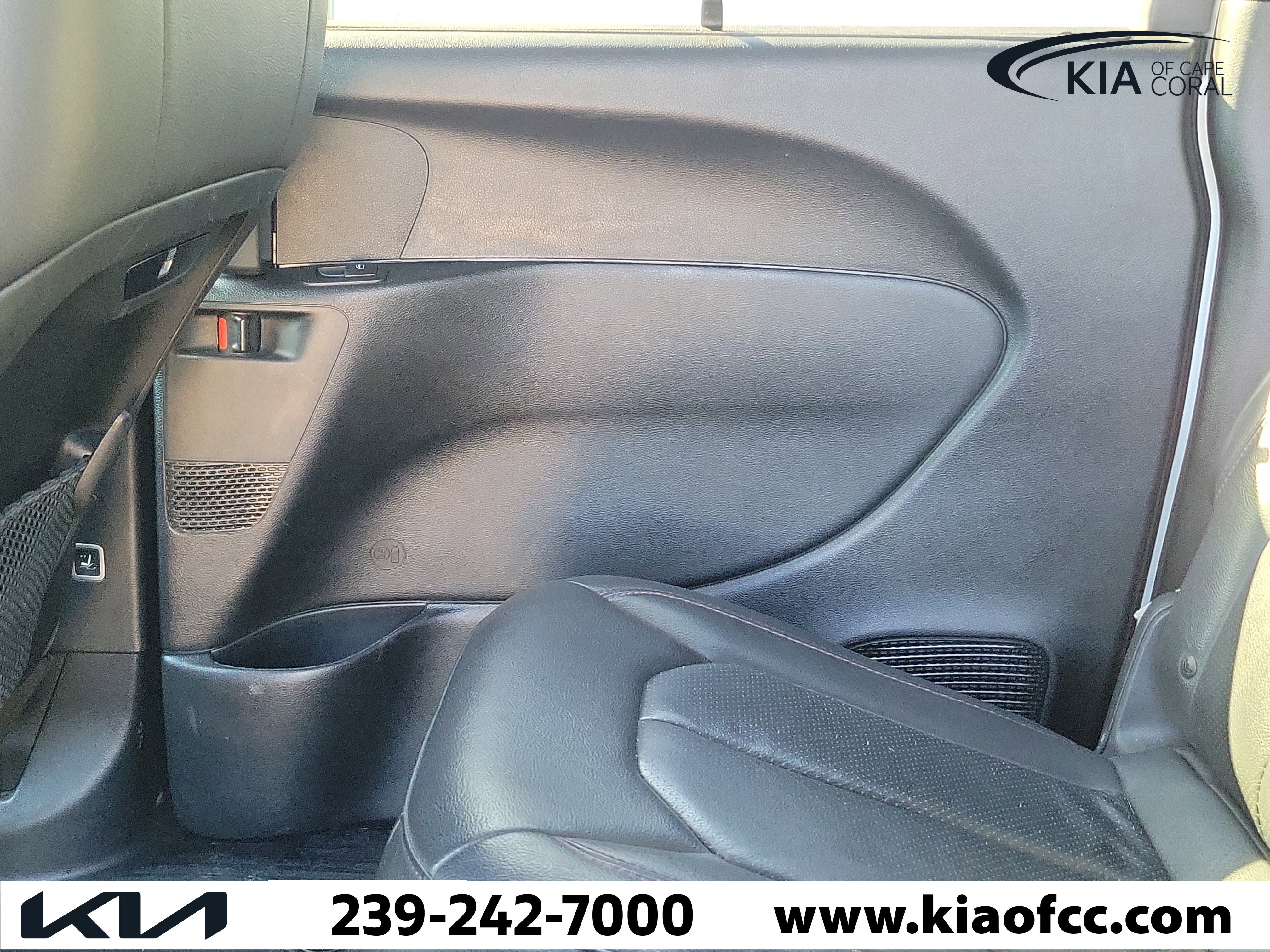 Used 2020 Chrysler Pacifica Touring-L image 14