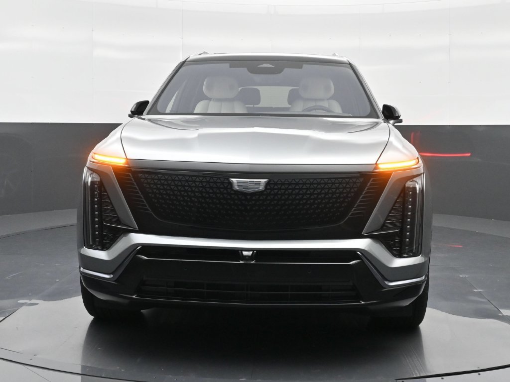Certified 2027 Cadillac Vistiq Sport AWD/4WD image 6