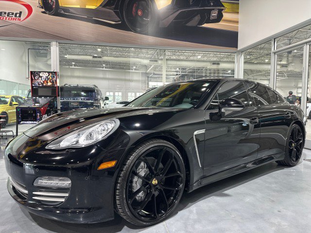 Used 2013 Porsche Panamera image 18