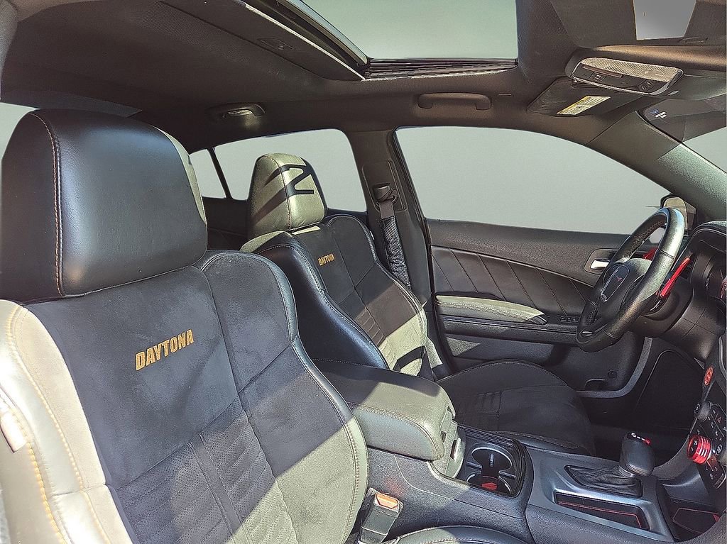 Used 2018 Dodge Charger R/T image 13