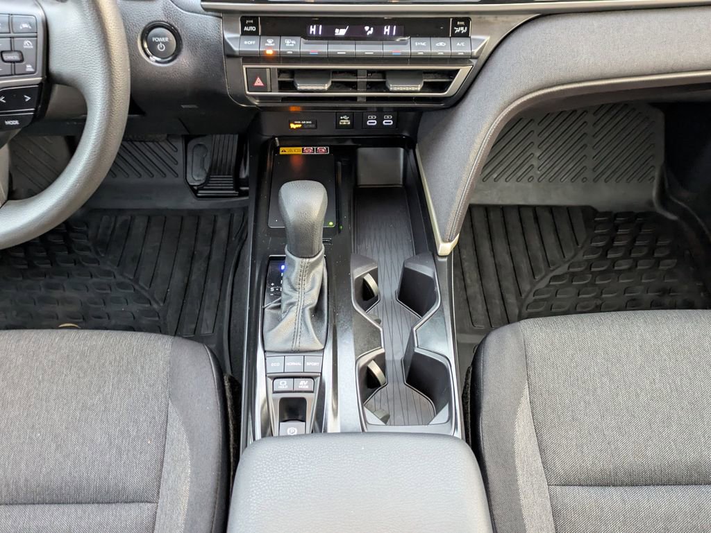 Certified 2025 Toyota Camry LE w/ Convenience Package image 19