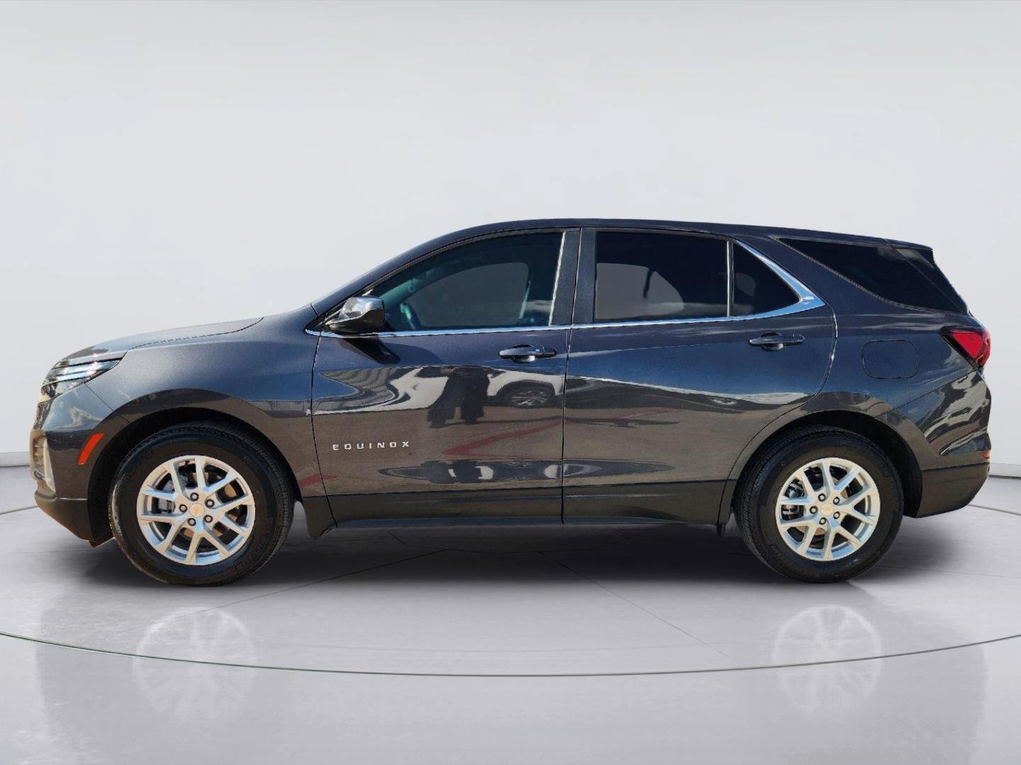 Used 2022 Chevrolet Equinox LT FWD image 4