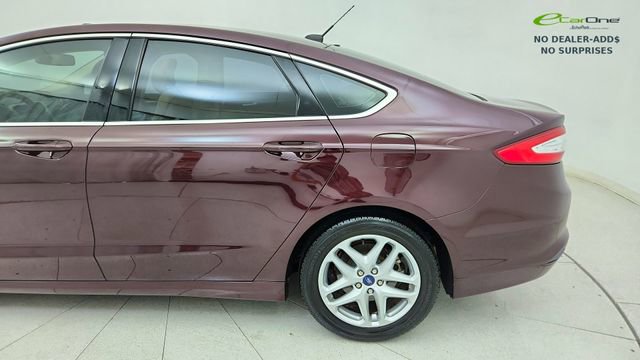 Used 2013 Ford Fusion SE FWD image 10