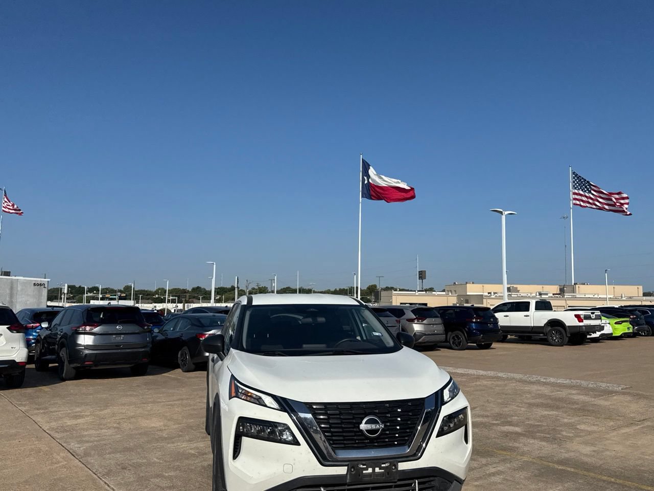 Certified 2023 Nissan Rogue S AWD/4WD image 4