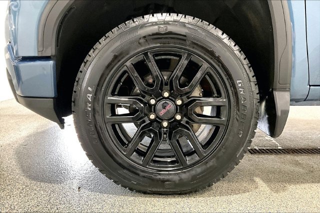 Used 2024 GMC Sierra 1500 Pro w/ Graphite Edition AWD/4WD image 43