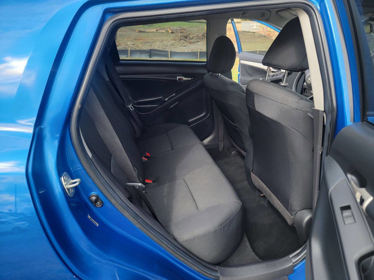 Used 2010 Toyota Matrix image 14