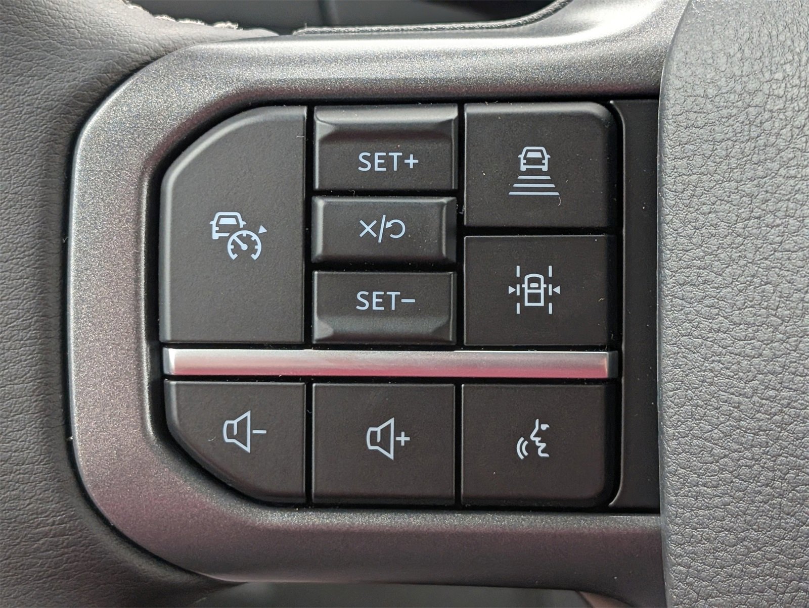 New 2025 Ford F150 XLT w/ Equipment Group 303A High image 26