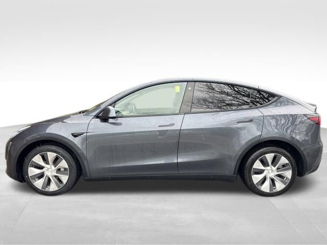 Used 2021 Tesla Model Y Long Range image 5