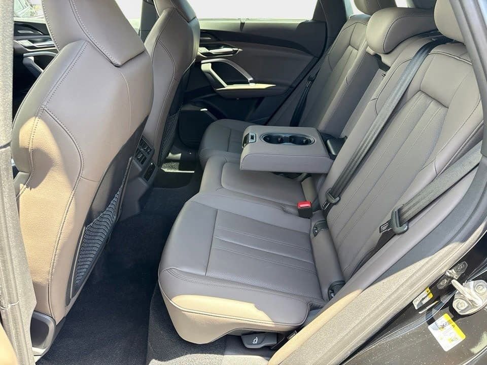 Certified 2025 Audi Q5 Premium Plus w/ Premium Plus image 12