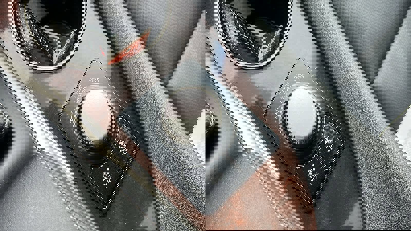 Used 2019 Lexus RX 450h AWD image 20