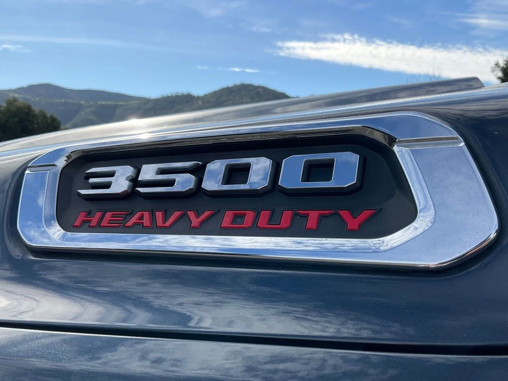 Used 2019 RAM 3500 Tradesman w/ Chrome Appearance Group image 11